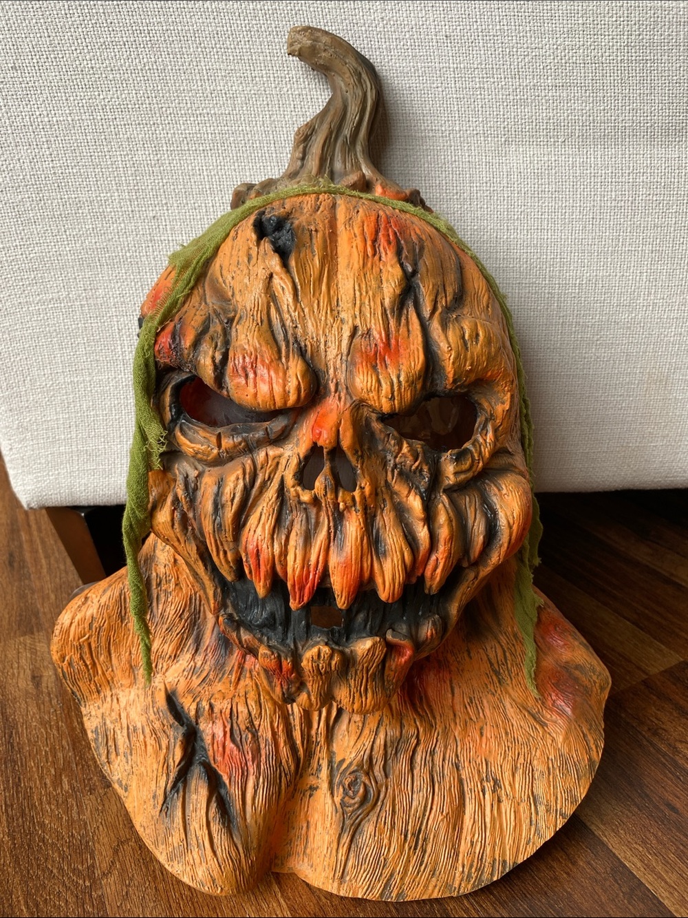 Vintage Rotten Pumpkin/Scary Jack o lantern deluxe soft rubber latex mask
